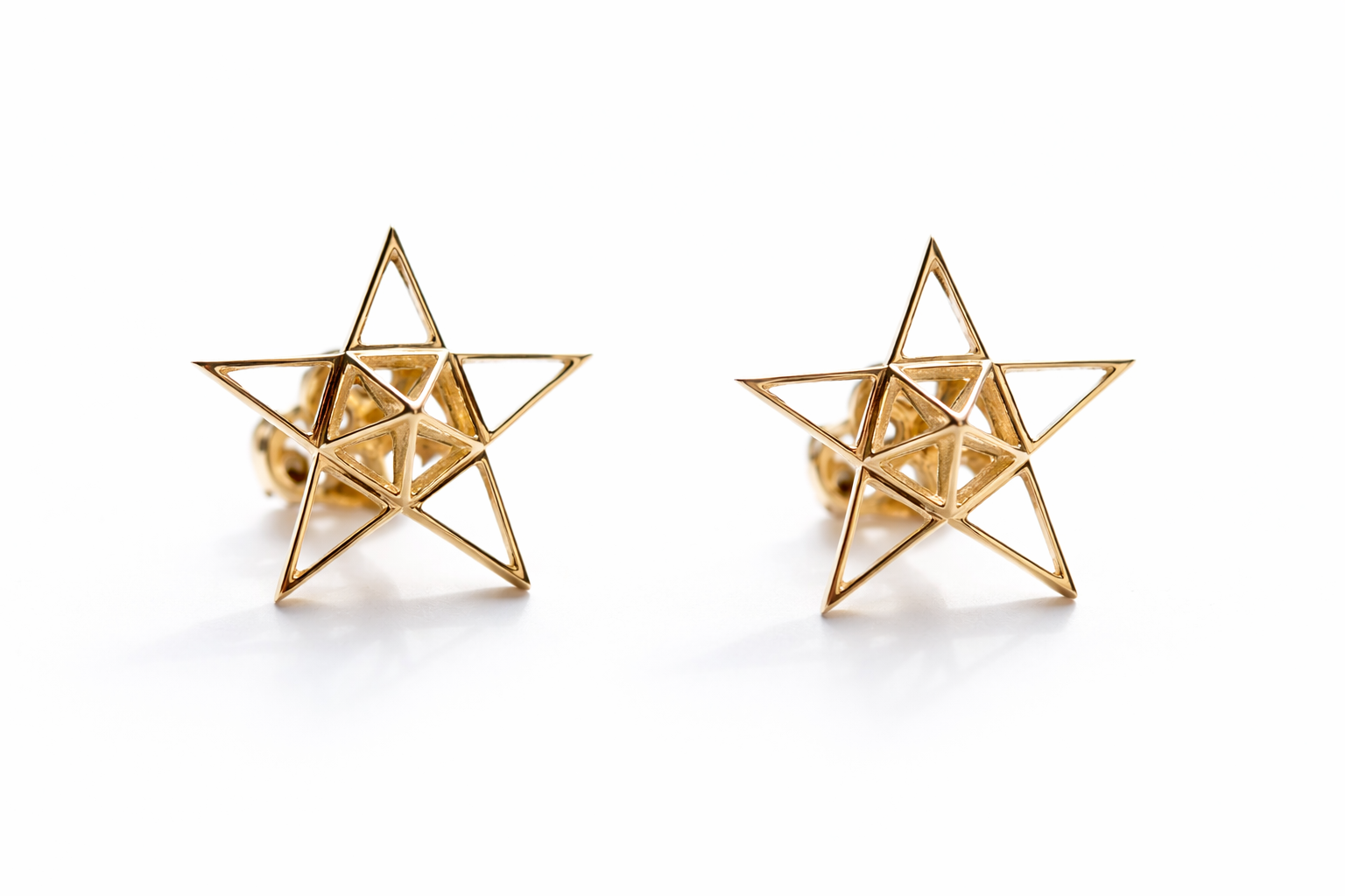 18K Gold Open Frame Star Earrings