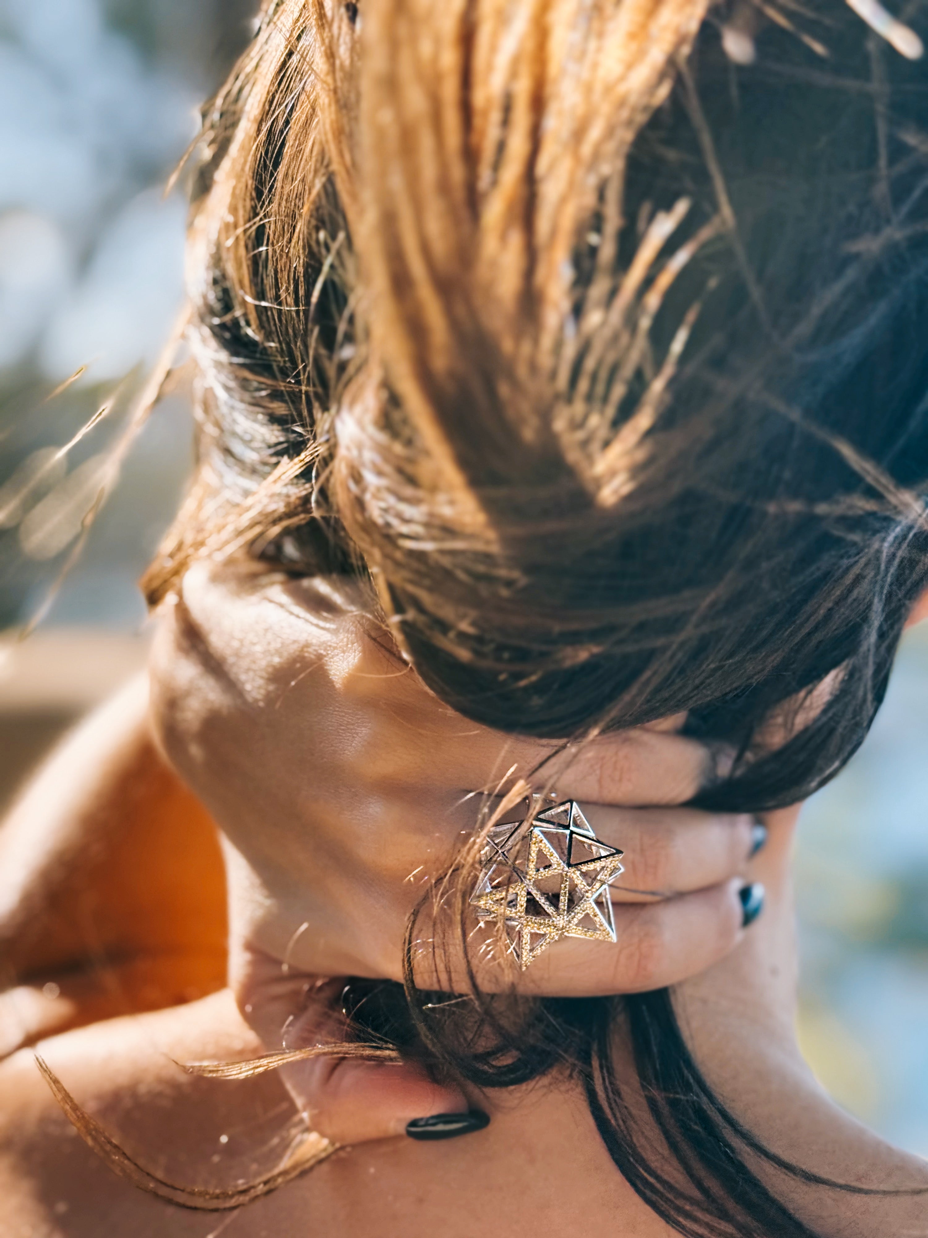 18K Gold Geometric Star Ring with Yellow Diamonds
