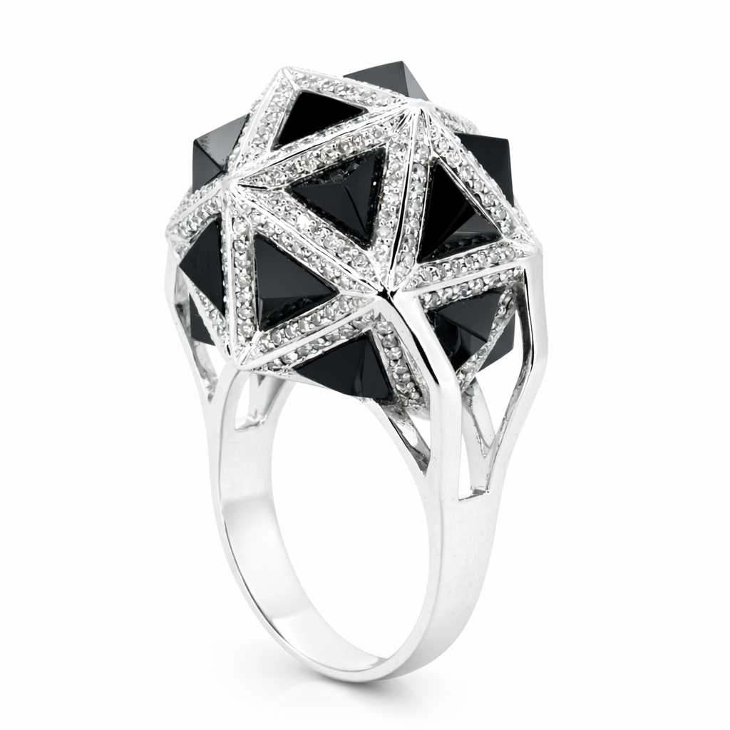 Icoso Black Sapphire and Diamonds 18k Gold Ring