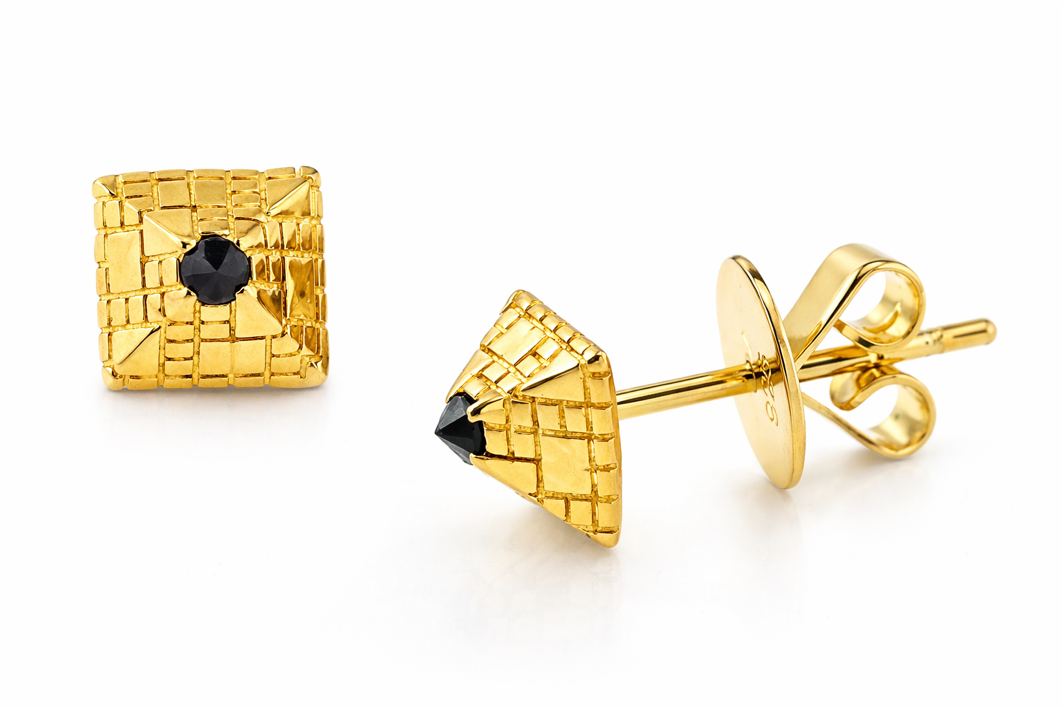 Singular Stud Black Diamond Gold Earrings