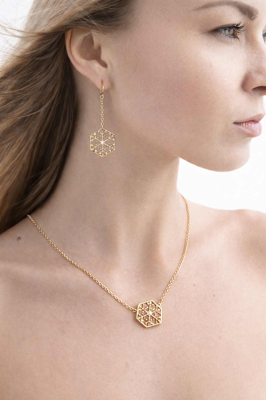 Snowflakes Independence Gold Earrings