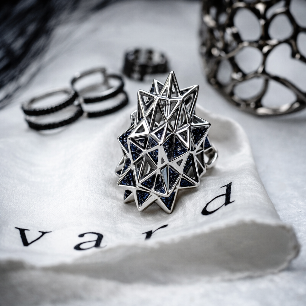 Stellated Star Sapphire Silver Ring