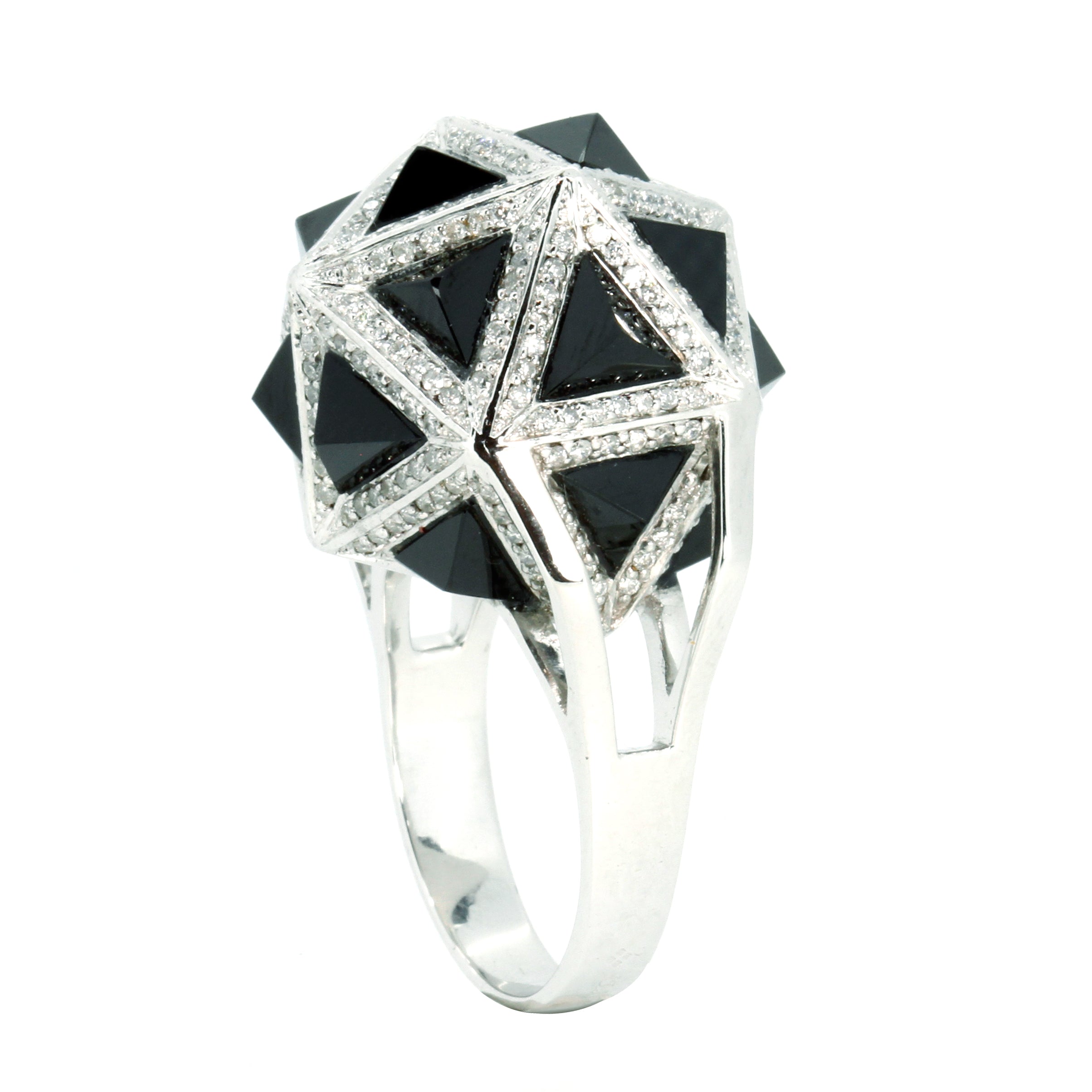 Icoso Black Sapphire and Diamonds 18k Gold Ring - John Brevard