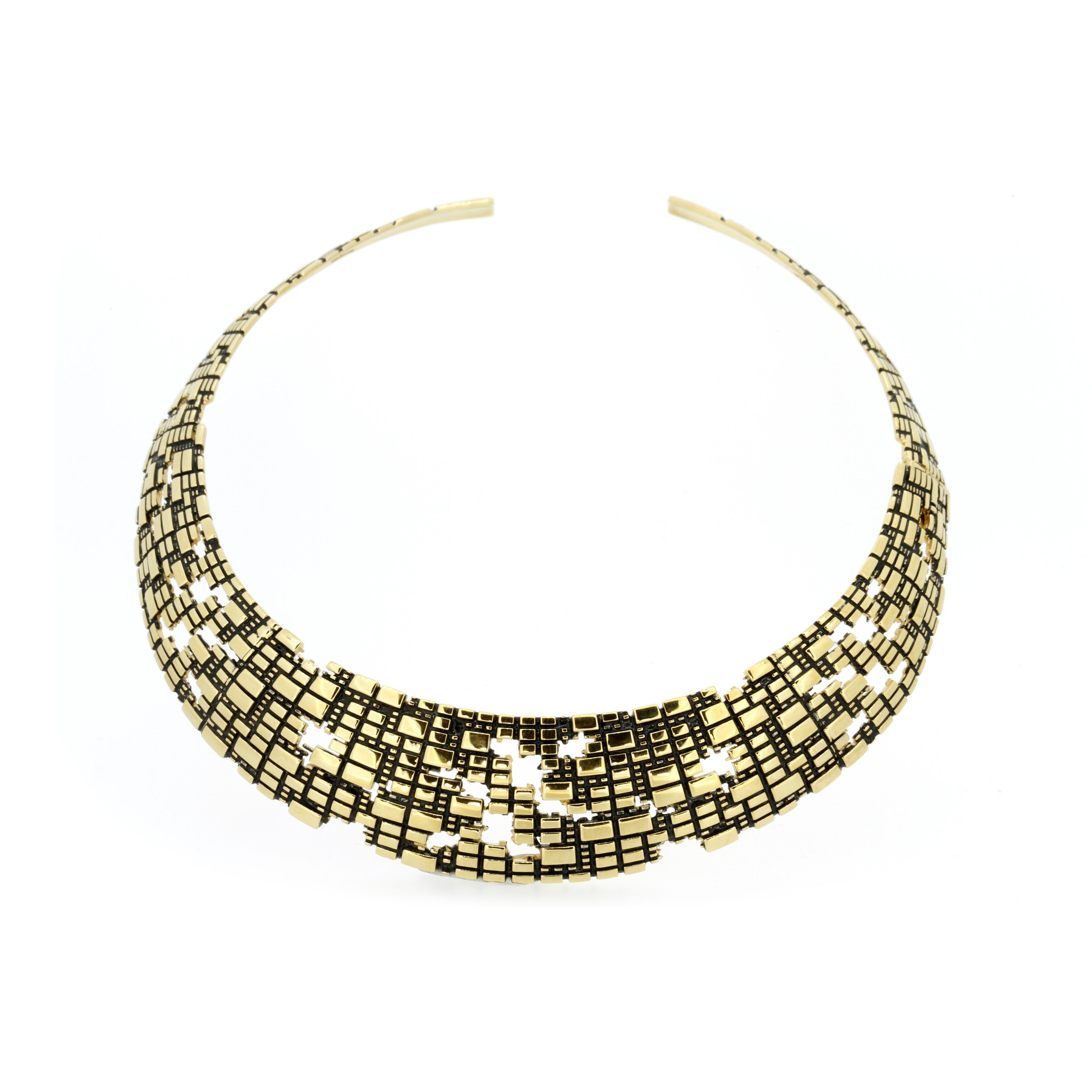 18k Gold Collar