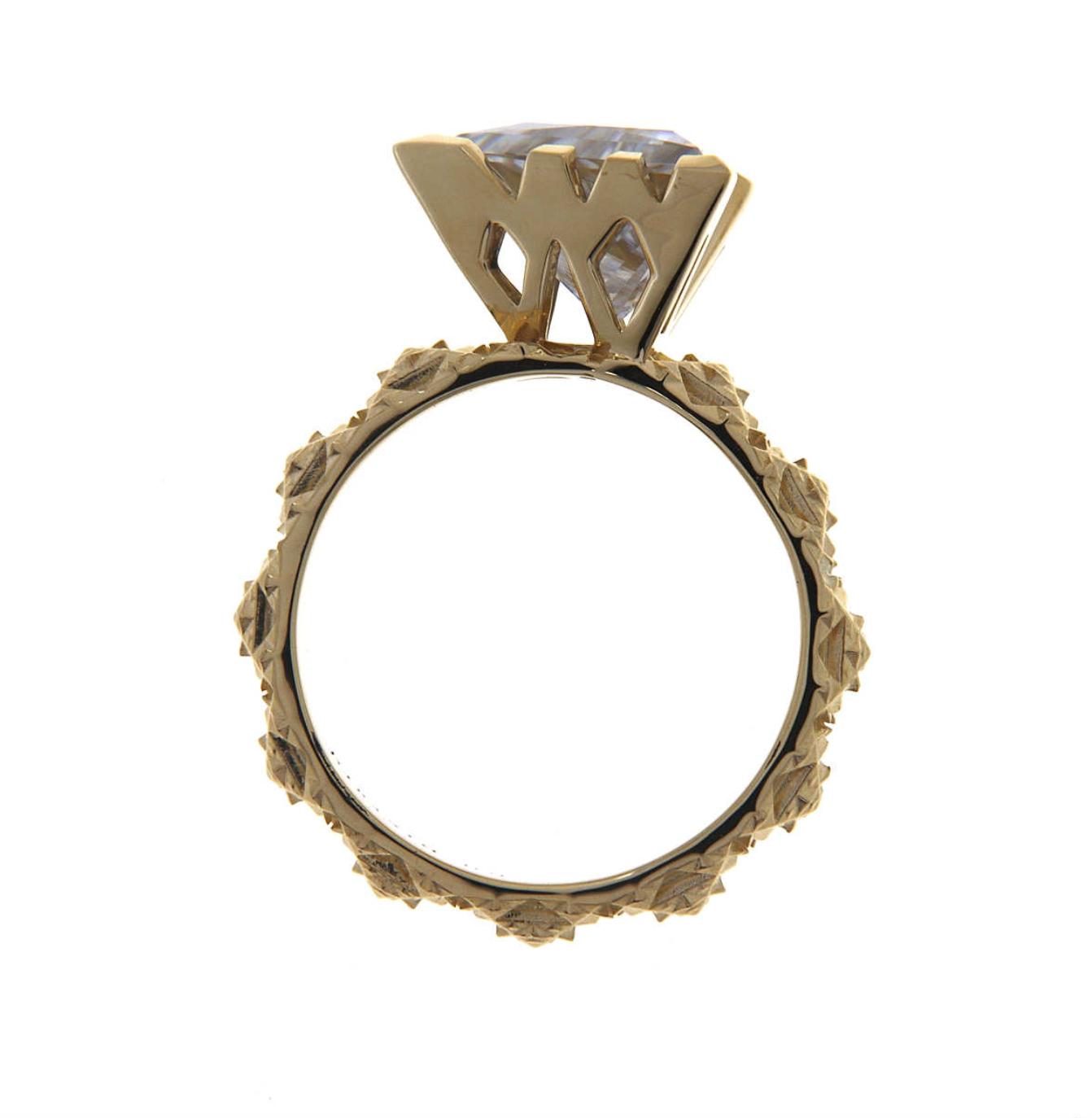 Trident 18K Gold Ring