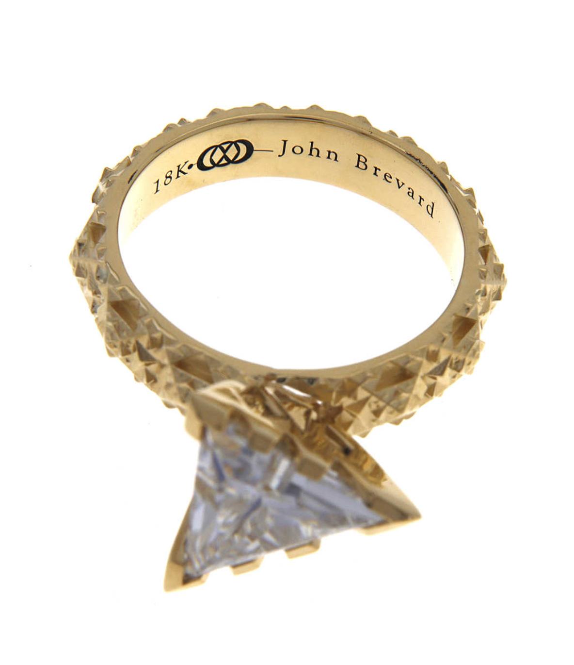 Trident 18K Gold Ring