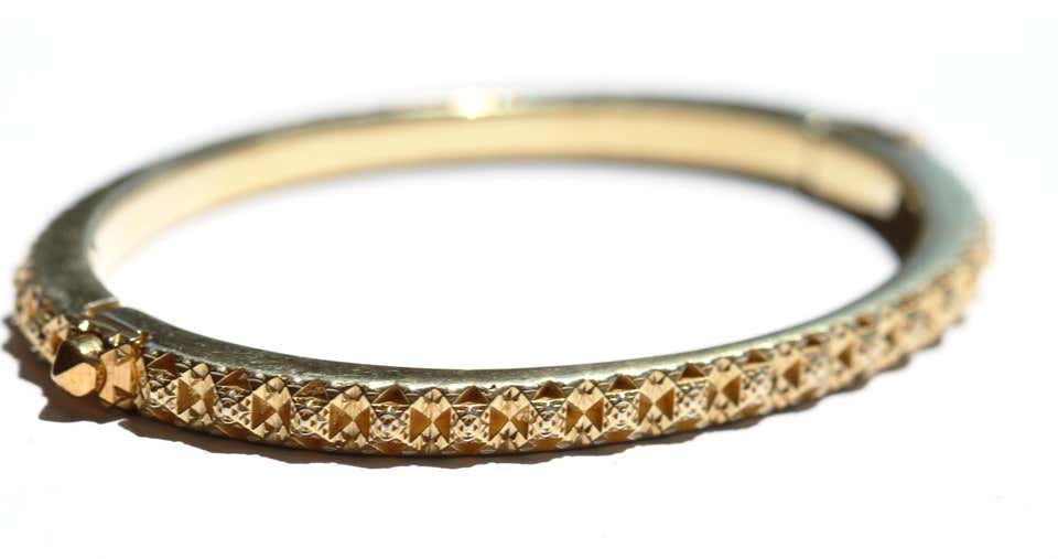 Gold Thoscene Bracelet