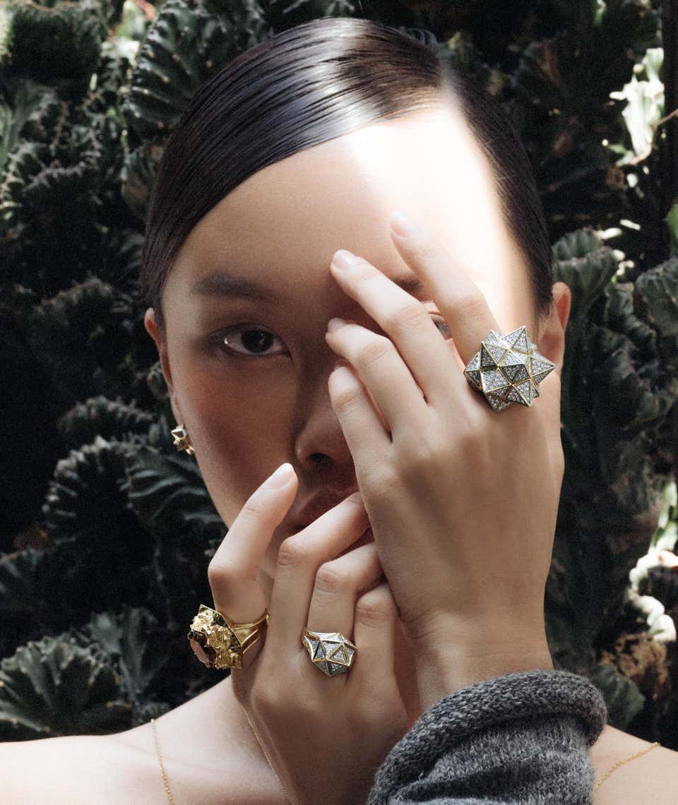 Tetra Star Ring in 18k White Gold and Gray Diamonds - John Brevard