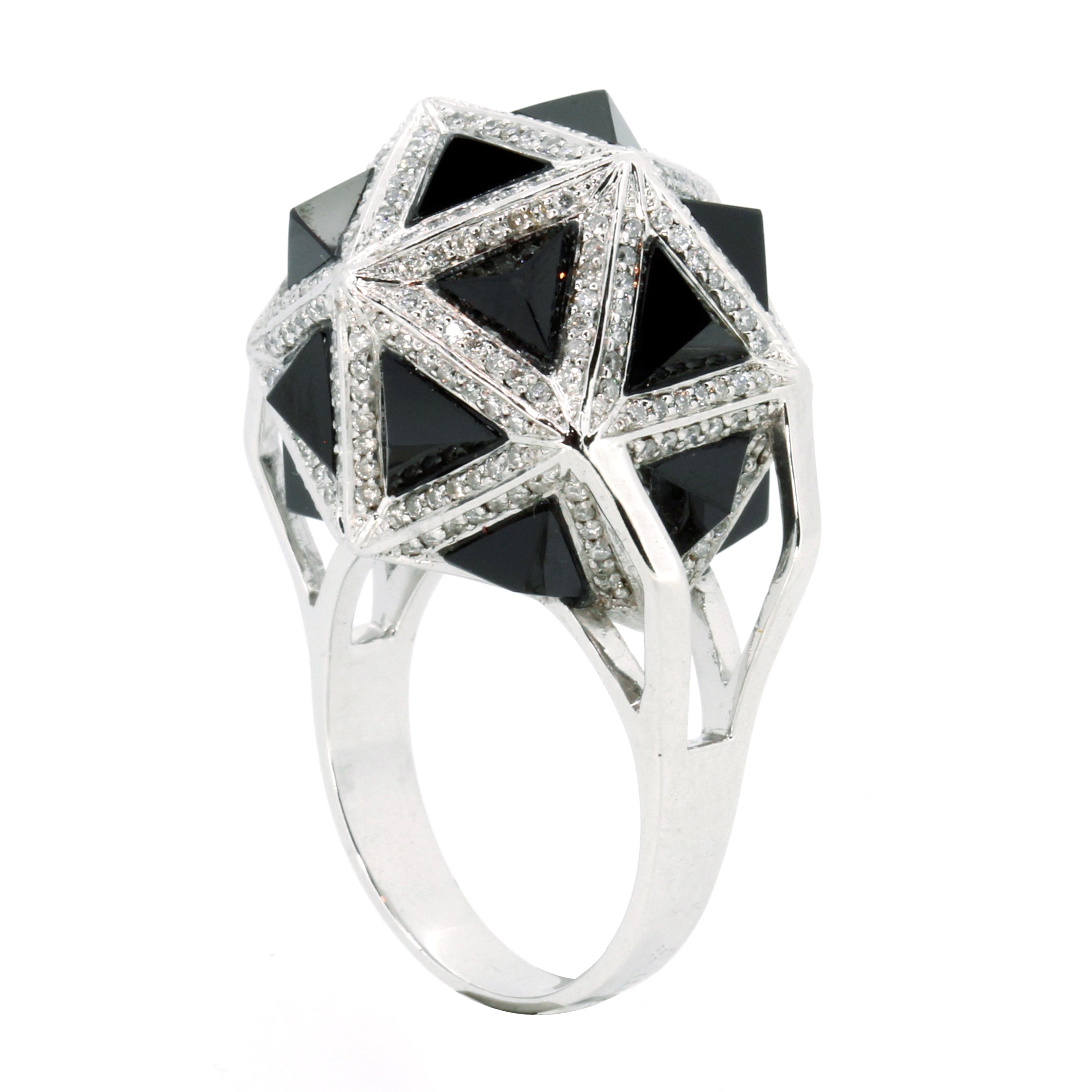Icoso Black Sapphire and Diamonds 18k Gold Ring - John Brevard