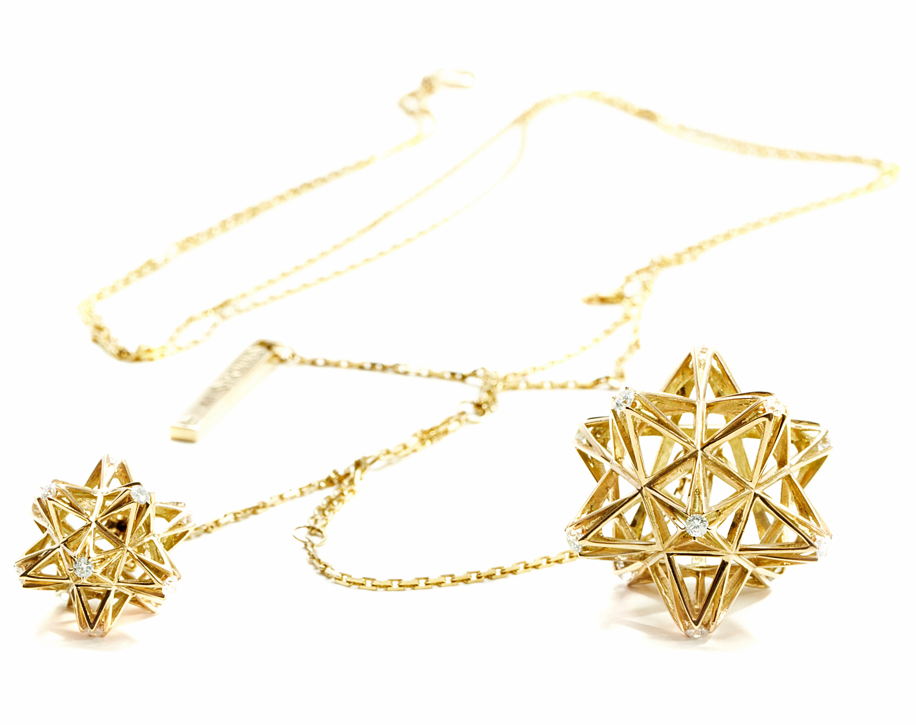 Frame Diamond and 18k Gold Pendant - John Brevard